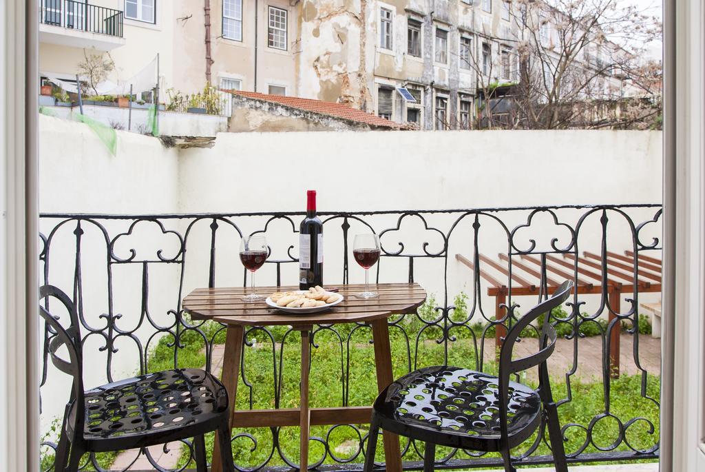 Joivy Downtown Blue Apartments Лиссабон Номер фото